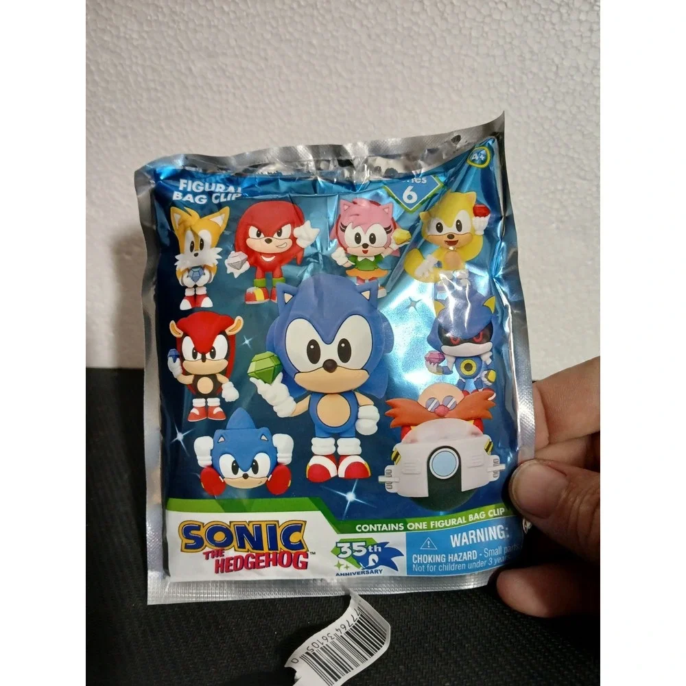 Sega Sonic Knuckles Series 6 Anniversary Key Chain Monogram Bag Clip Collectible